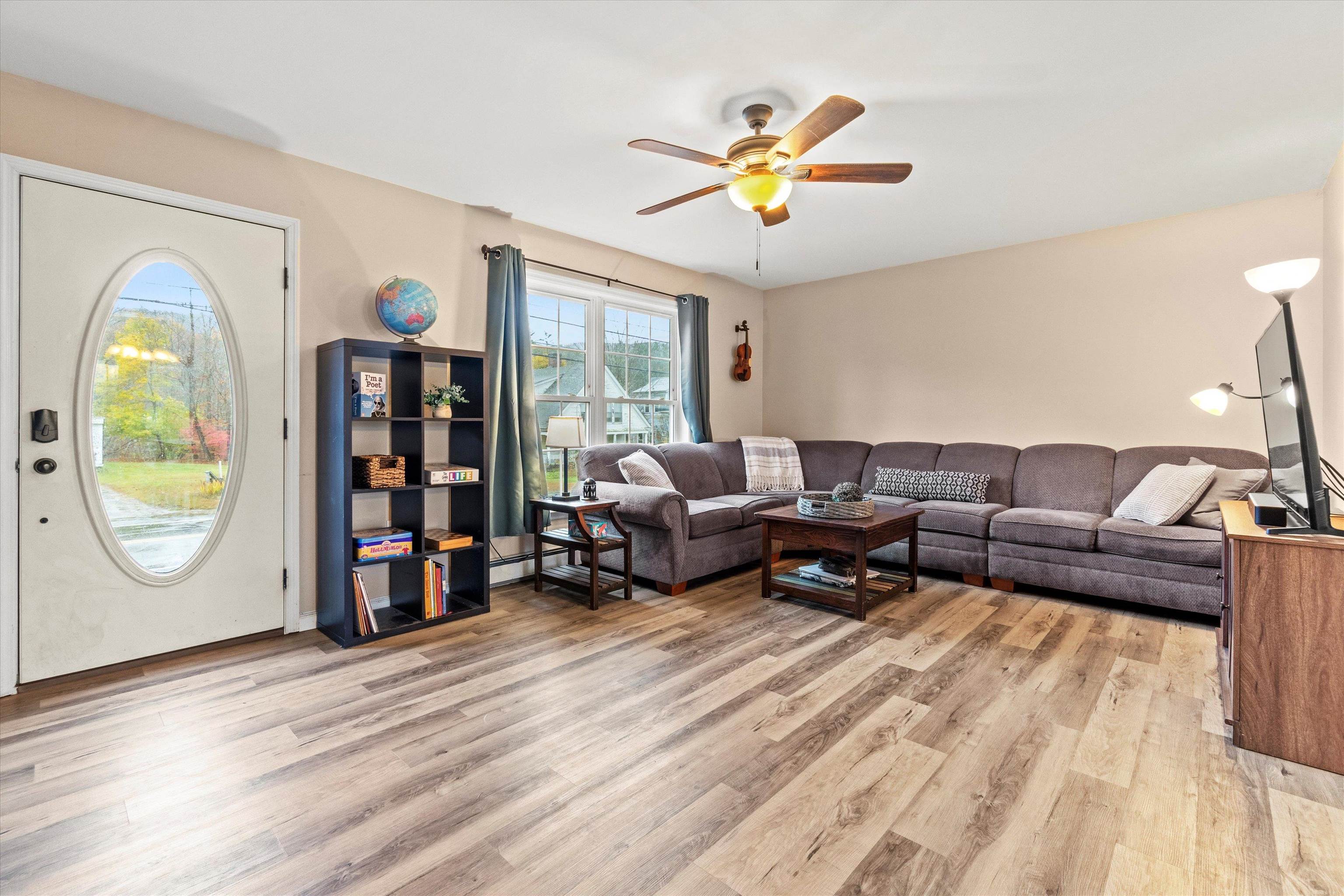 74 Lake Tarleton Road