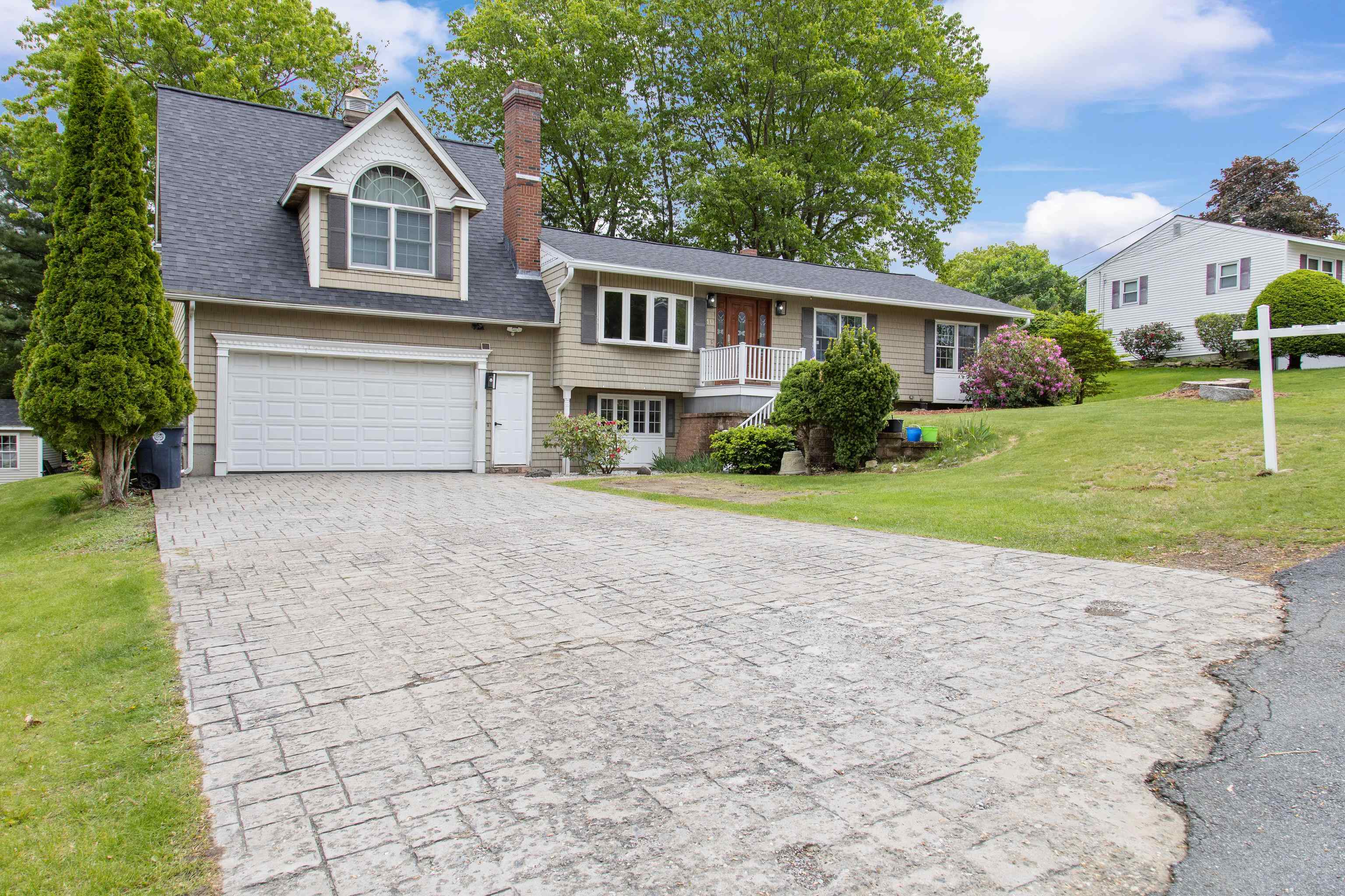 10 Hunters Lane