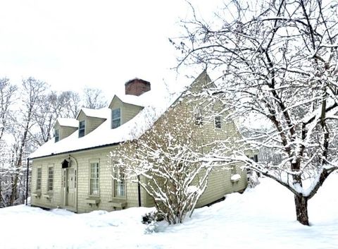 1196 RT 117 Sugar Hill NH 03586