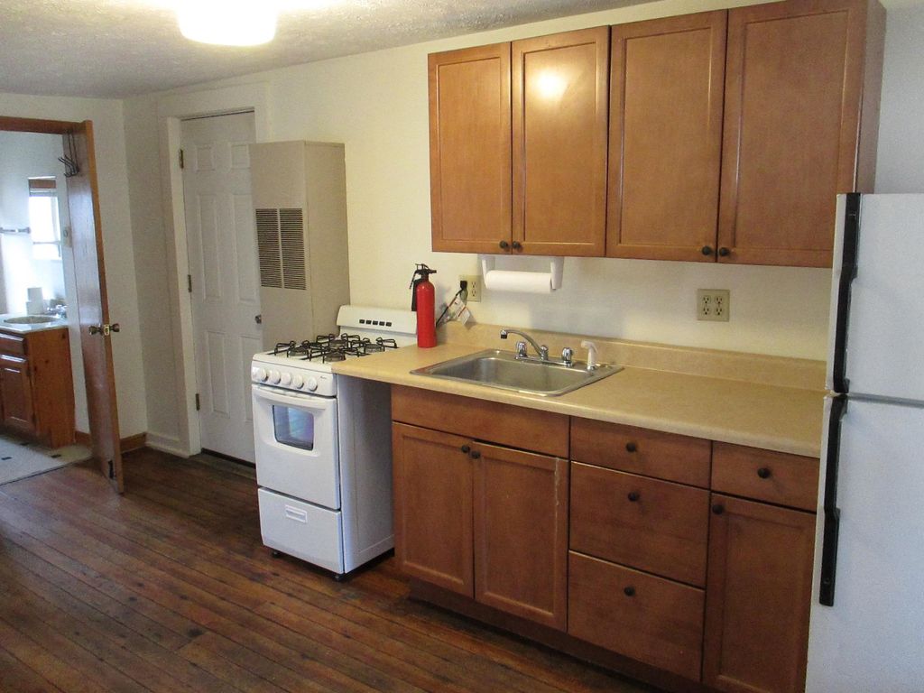 Photo of 130 Roxbury Street #3, Keene, NH 03431 (MLS # 5075162)