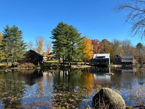 4 Tannery Hill Road Hancock NH 03449