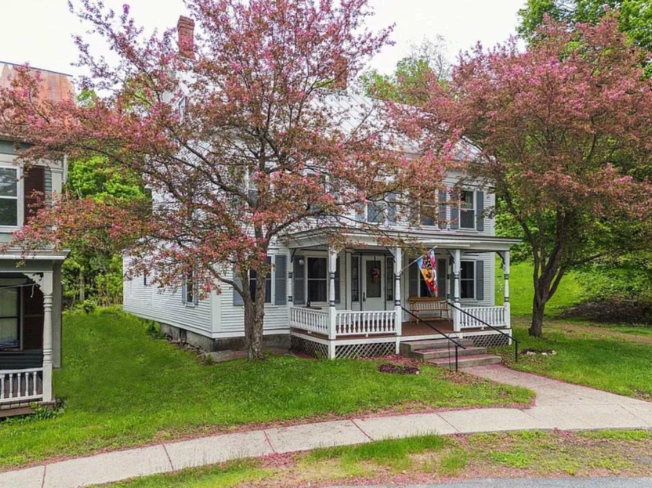 9 North Common
