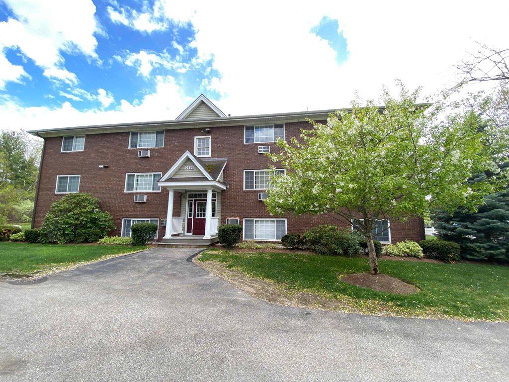 Photo of 3861 Old Brown Avenue #36, Manchester, NH 03102 (MLS # 5087016)