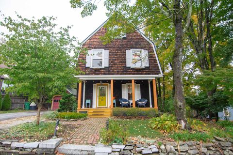 Photo of 11 Reservoir Street, Nashua, NH 03064 (MLS # 5065940)