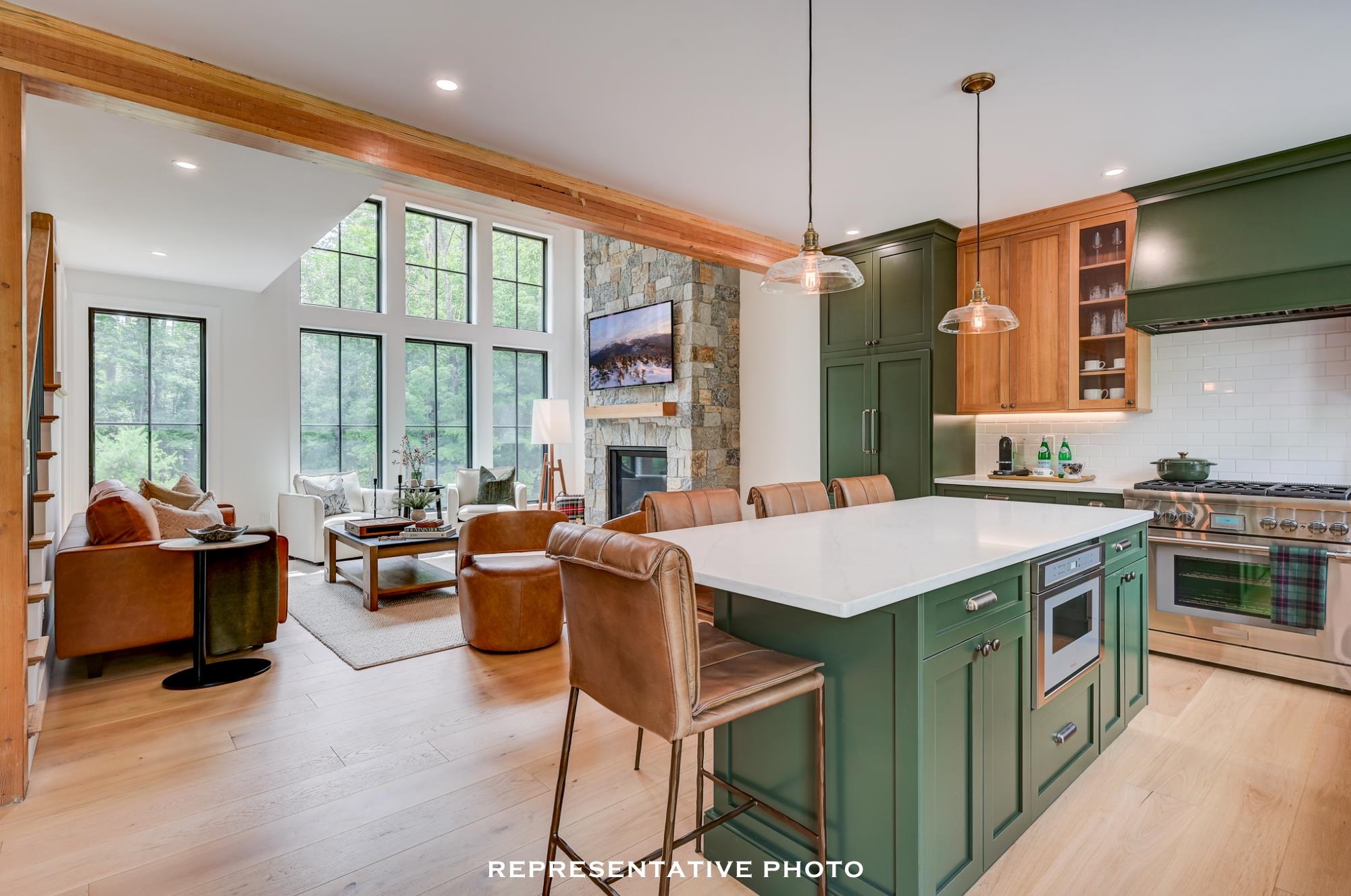 15 Black Diamond Road 4