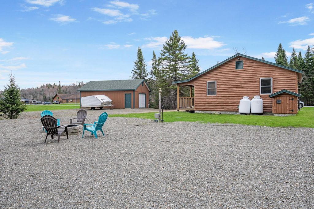 Photo of 997 Back Lake Road, Pittsburg, NH 03592 (MLS # 5087573)