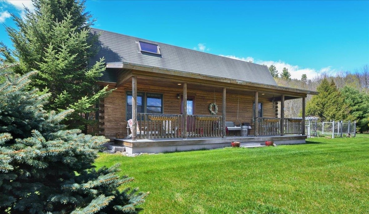 Photo 1 of 60 — 88 Cummings Drive, Huntington, VT 05462
