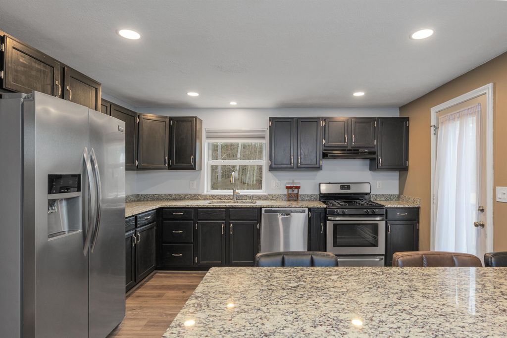 Photo of 8 Linebrook Road, Atkinson, NH 03811 (MLS # 5080862)