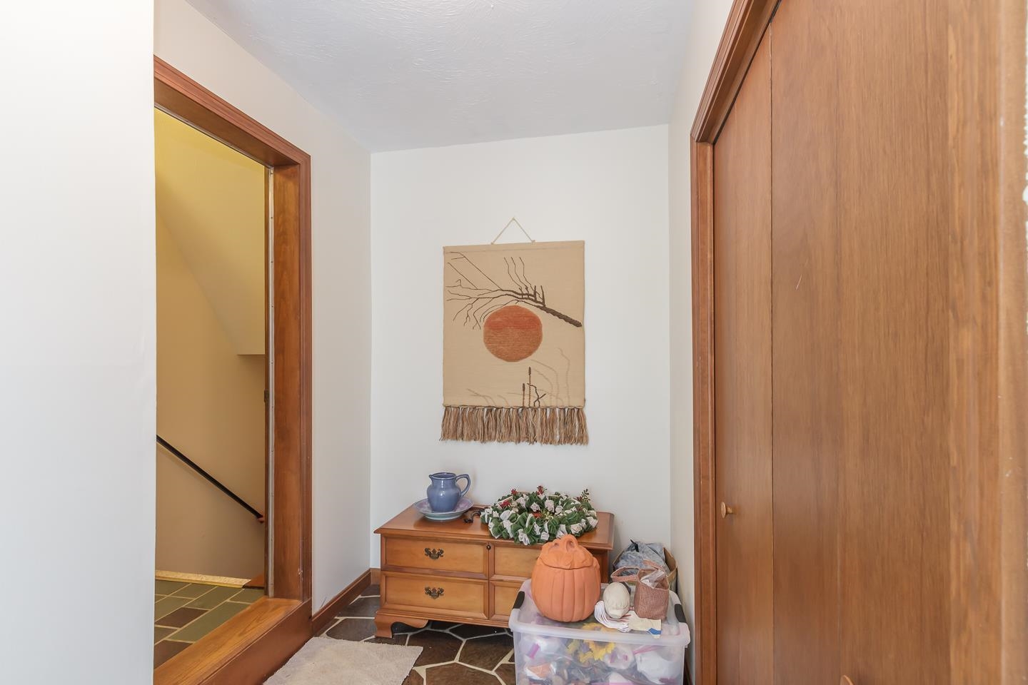 Derry, New Hampshire 03038, United States, 3 Bedrooms Bedrooms, ,2 BathroomsBathrooms,Residential,Active,96046