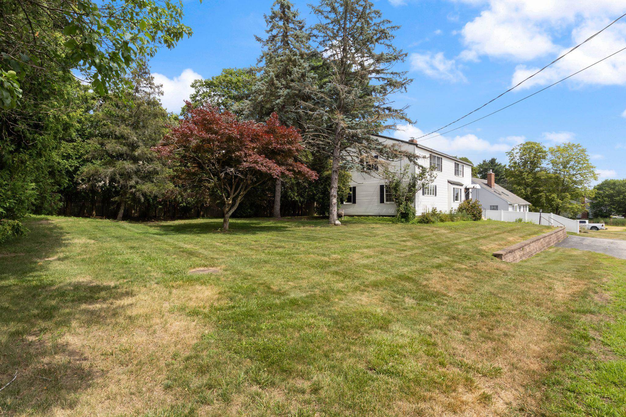 260 Meadow Road
