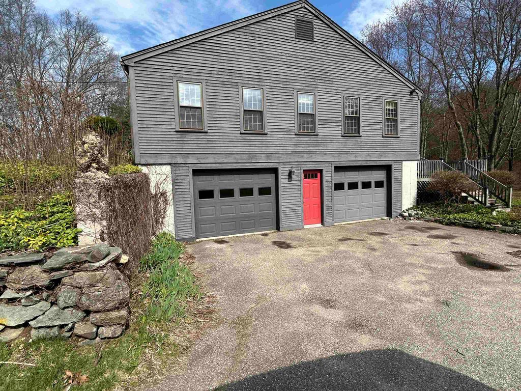 Photo of 266 North Haverhill Road, Kensington, NH 03833 (MLS # 5073480)
