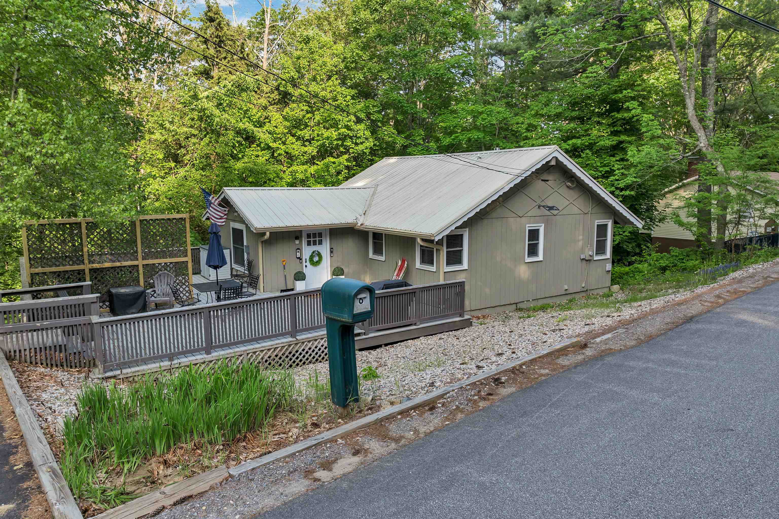 6 Chalet Drive