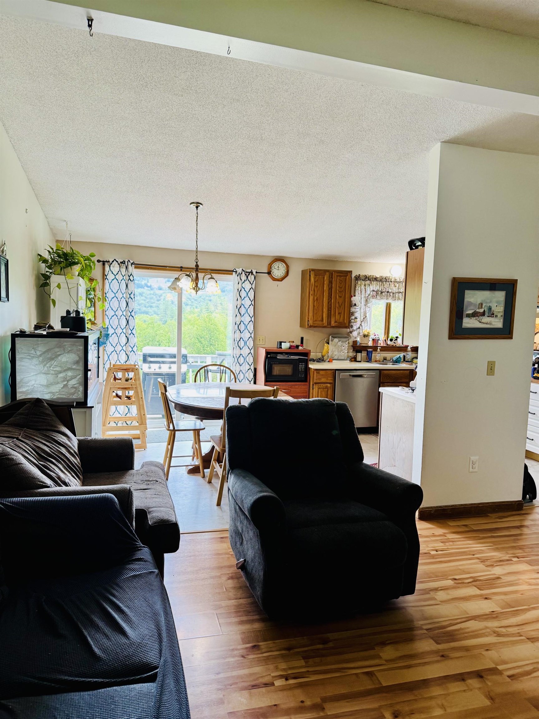 477 Messier Hill Road