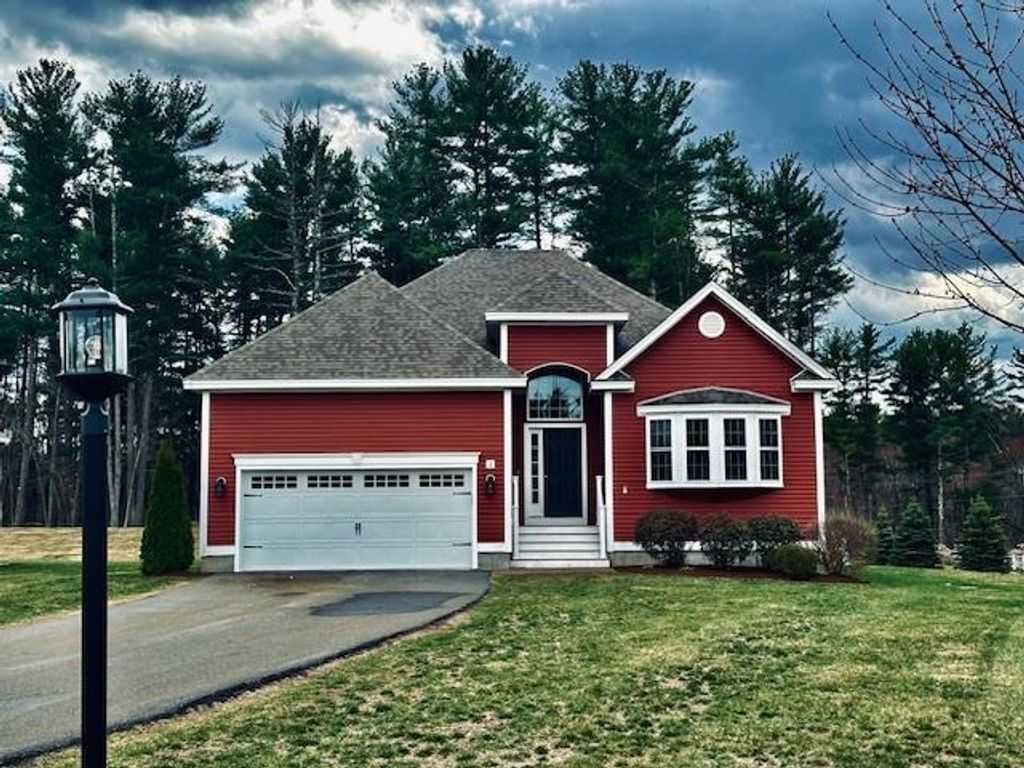 Photo of 2 October Lane #1, Londonderry, NH 03053 (MLS # 5084823)
