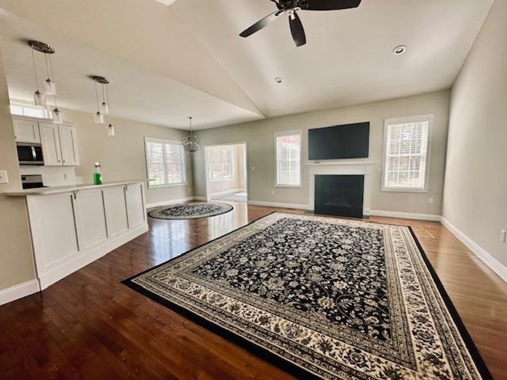 Photo of 2 October Lane #1, Londonderry, NH 03053 (MLS # 5084823)