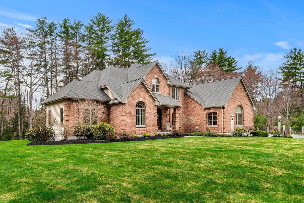 Photo of 69 Winslow Lane, Candia, NH 03034 (MLS # 5085038)