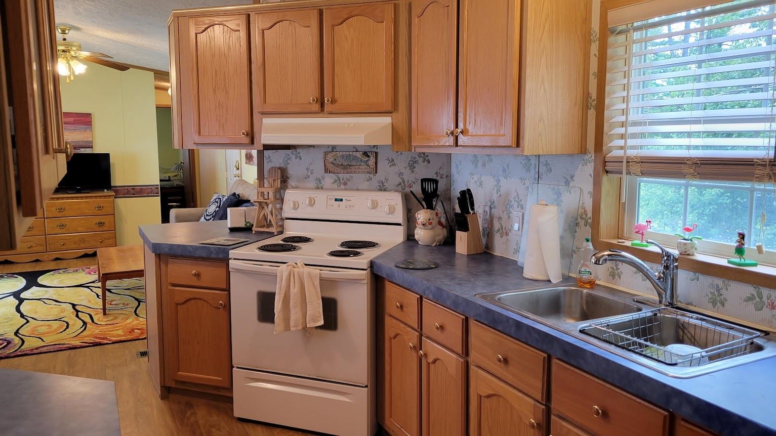 Gilford, New Hampshire 03249, United States, 2 Bedrooms Bedrooms, ,2 BathroomsBathrooms,Residential,Active,158913