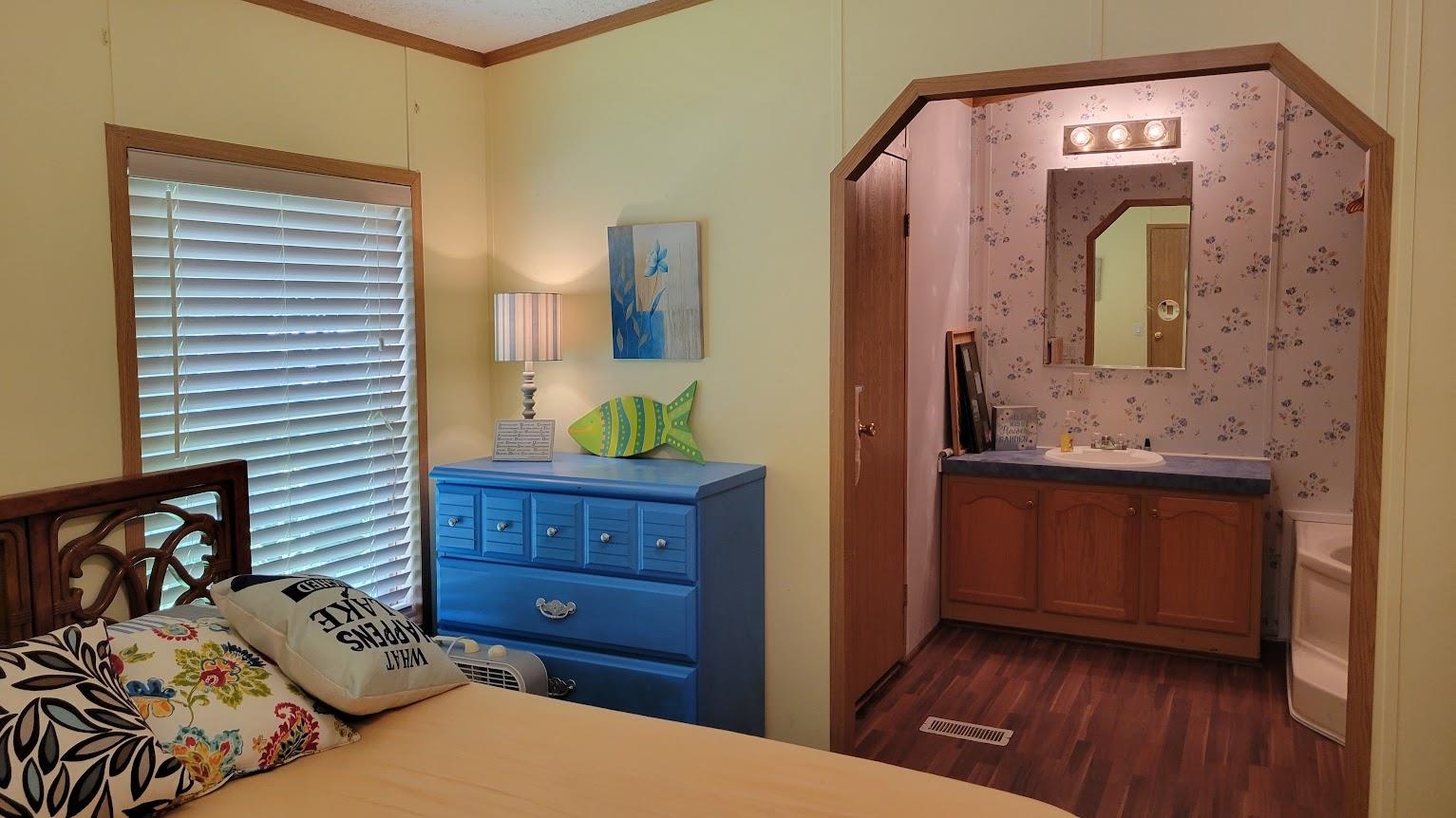 Gilford, New Hampshire 03249, United States, 2 Bedrooms Bedrooms, ,2 BathroomsBathrooms,Residential,Active,158913