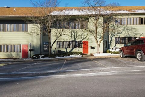 3-H Taggart Drive 10 Nashua NH 03060