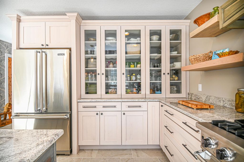 Photo of 17 Federal Corner Road, Tuftonboro, NH 03816 (MLS # 5069391)