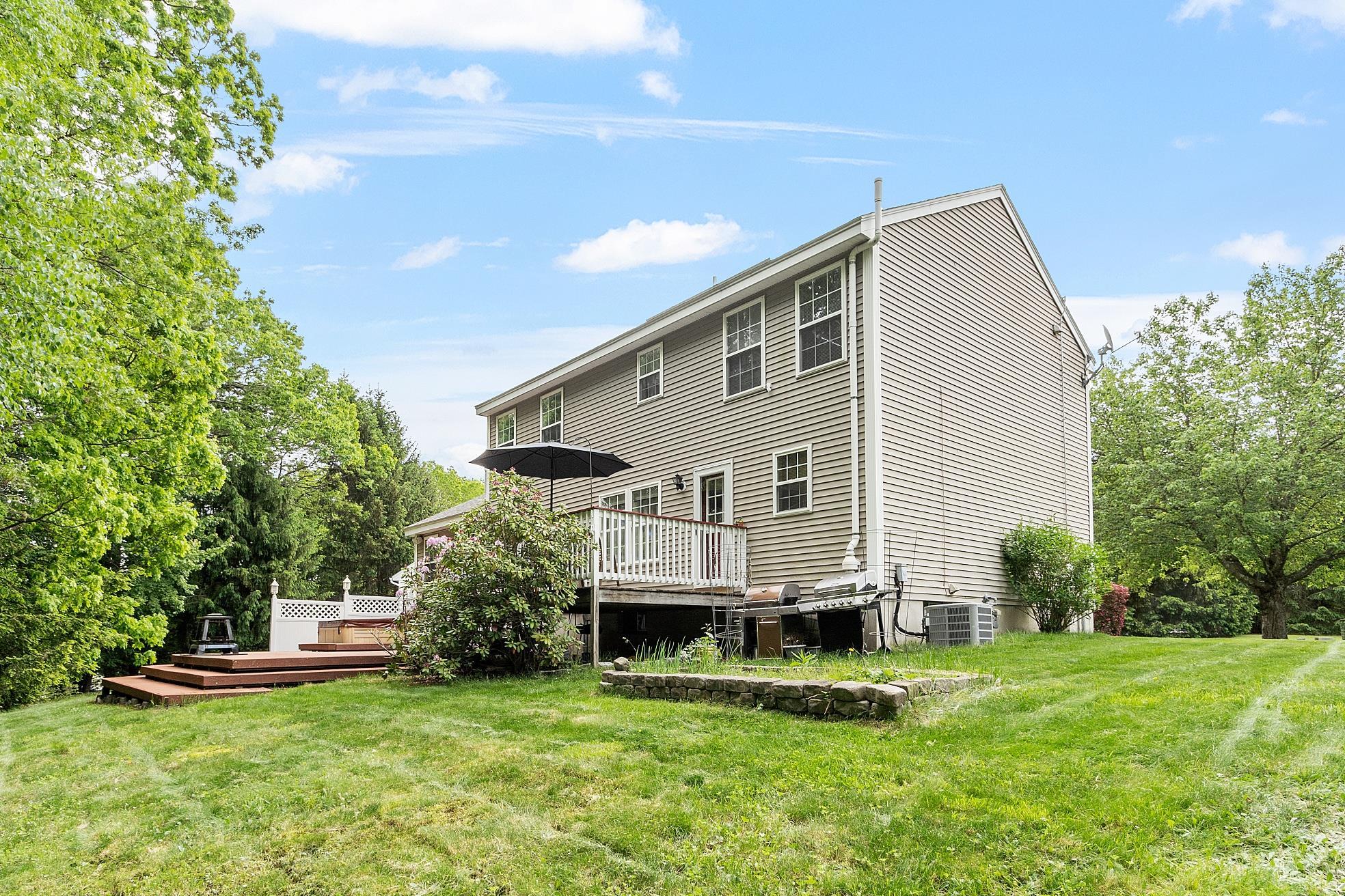 19 Scotchpine Lane