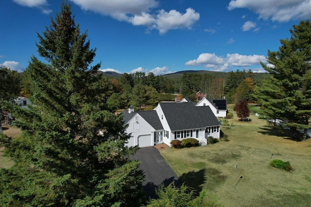 Photo of 5 Cross Road, Hebron, NH 03241 (MLS # 5077823)