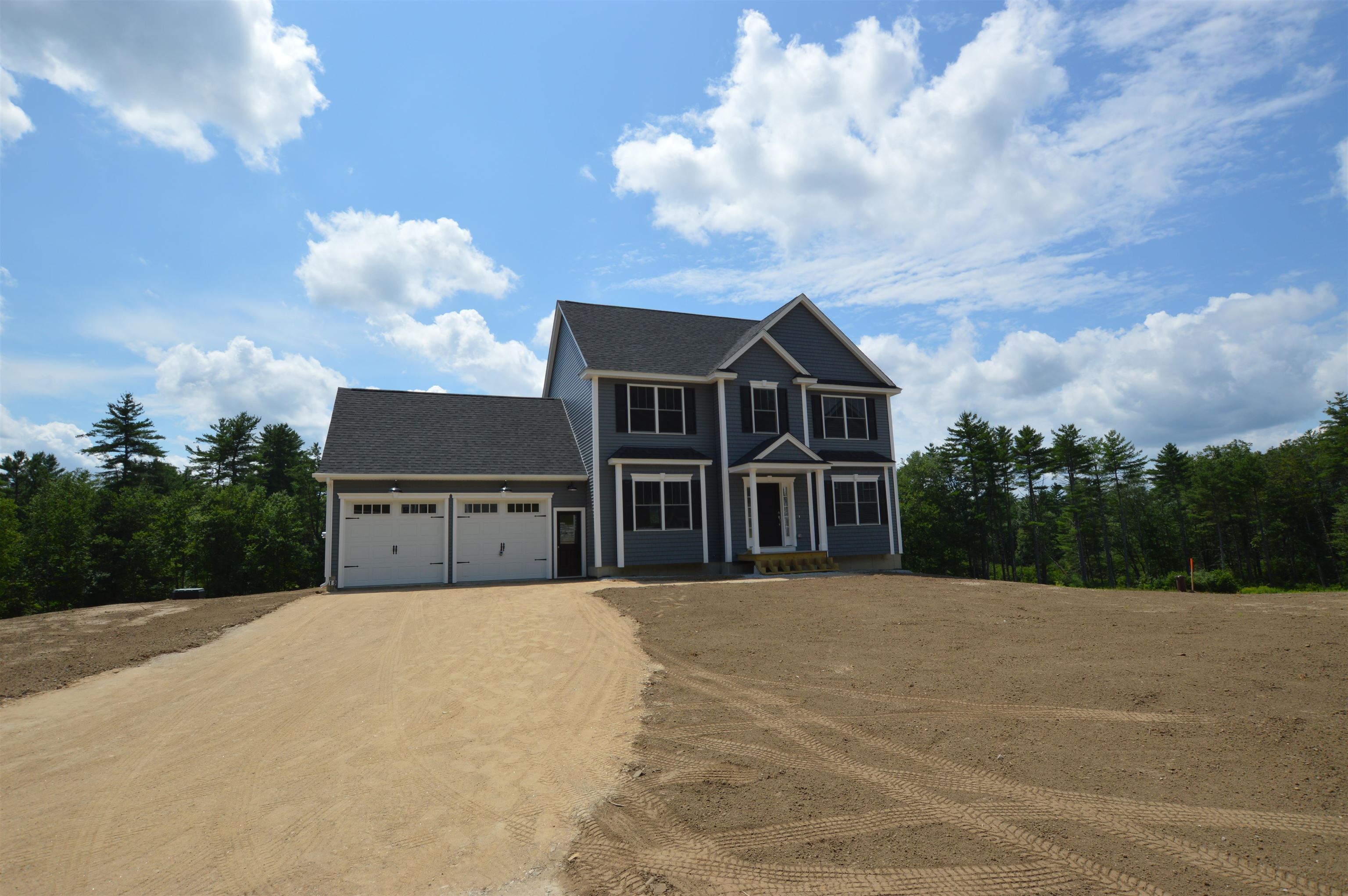 Concord, New Hampshire 03301, United States, 3 Bedrooms Bedrooms, ,3 BathroomsBathrooms,Residential,Active,117119