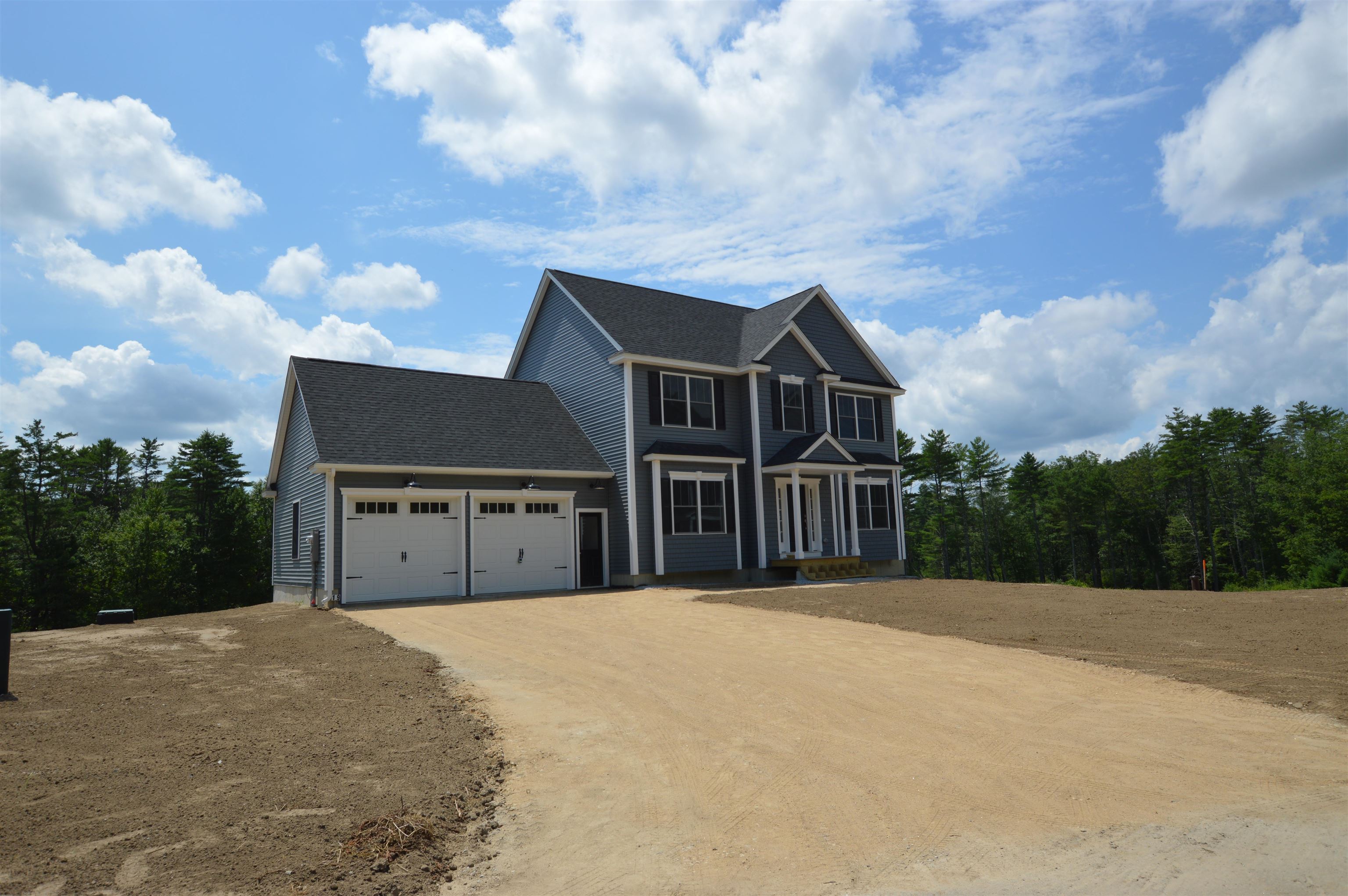 Concord, New Hampshire 03301, United States, 3 Bedrooms Bedrooms, ,3 BathroomsBathrooms,Residential,Active,117119