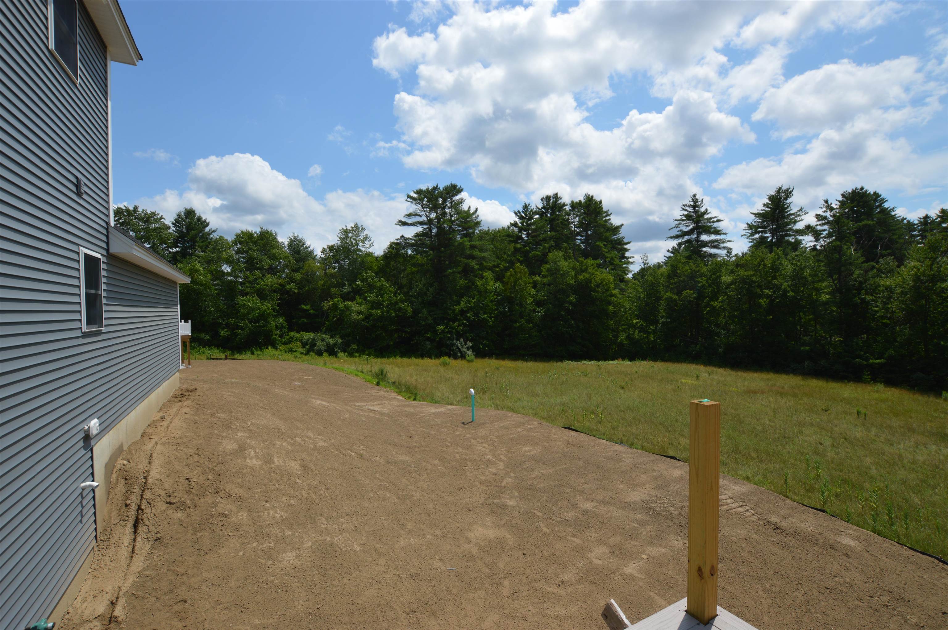 Concord, New Hampshire 03301, United States, 3 Bedrooms Bedrooms, ,3 BathroomsBathrooms,Residential,Active,117119