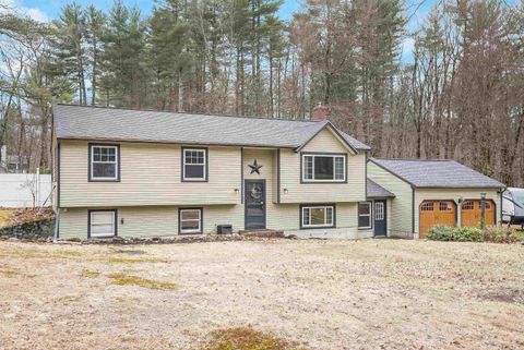 Photo of 6 Rotterdam Drive, Litchfield, NH 03052 (MLS # 5033565) Photo of 6 Rotterdam Drive, Litchfield, NH 03052 (MLS # 5033565)