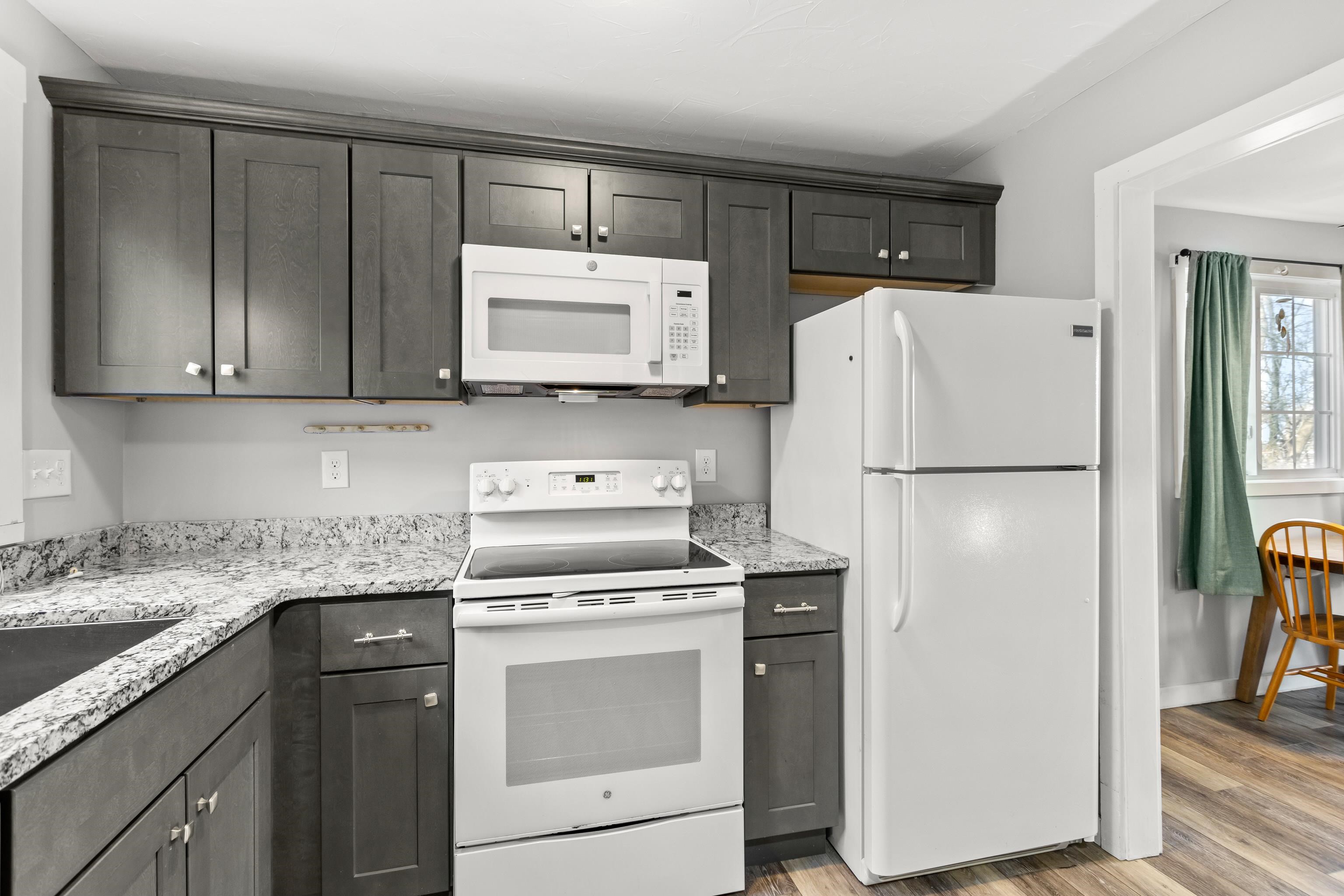 98 Henry Law Avenue 5