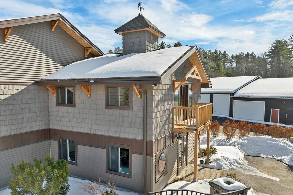 Photo of 49 Glendale Place #2, Gilford, NH 03249 (MLS # 5077260)