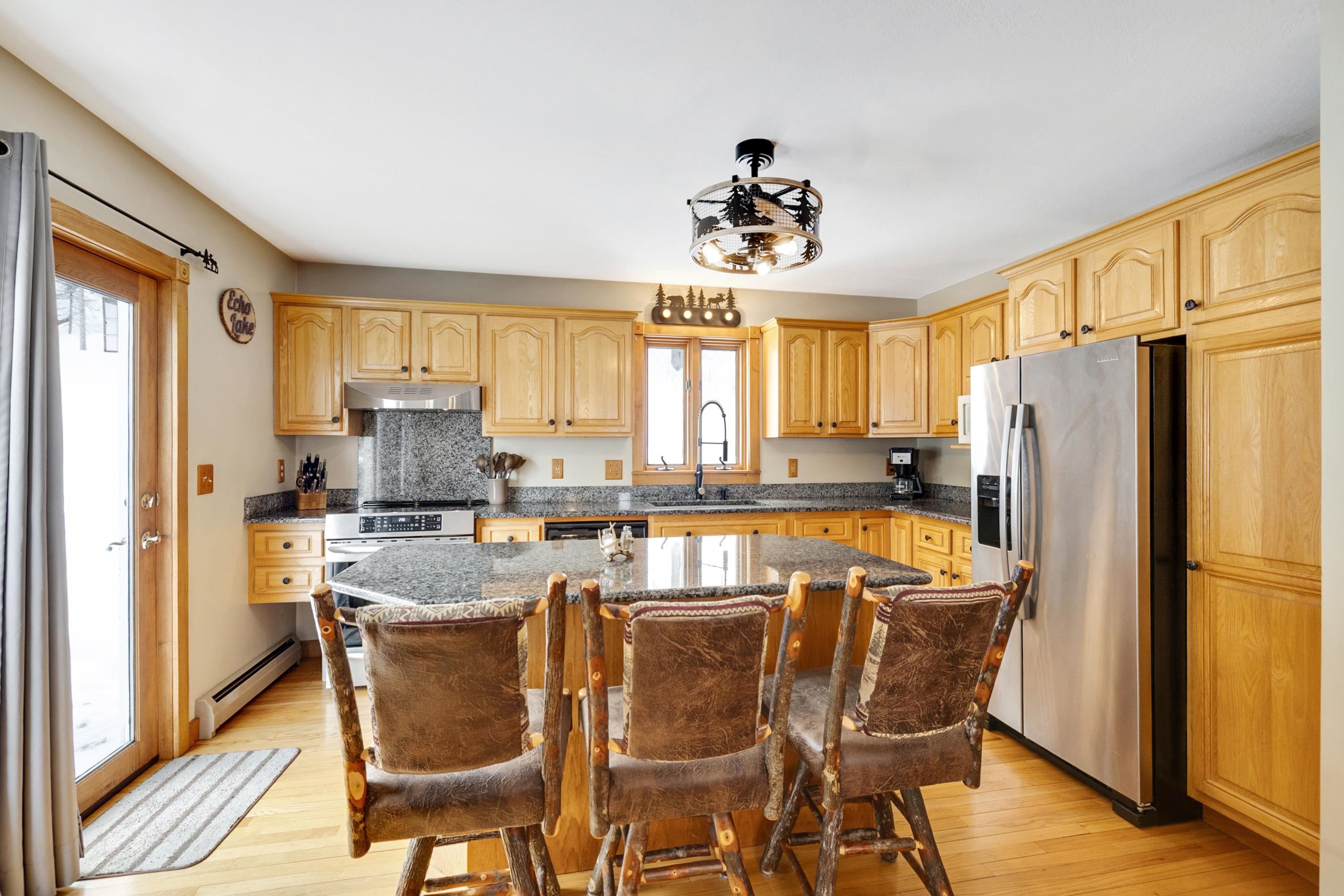 1465 West Echo Lake Road