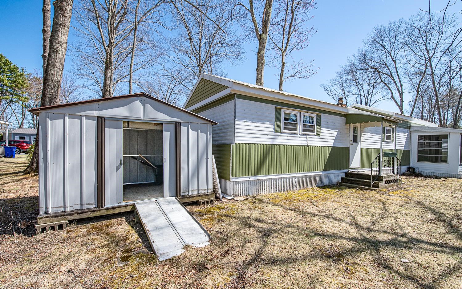 Exeter, New Hampshire 03833, United States, 2 Bedrooms Bedrooms, ,1 BathroomBathrooms,Residential,Active,166914