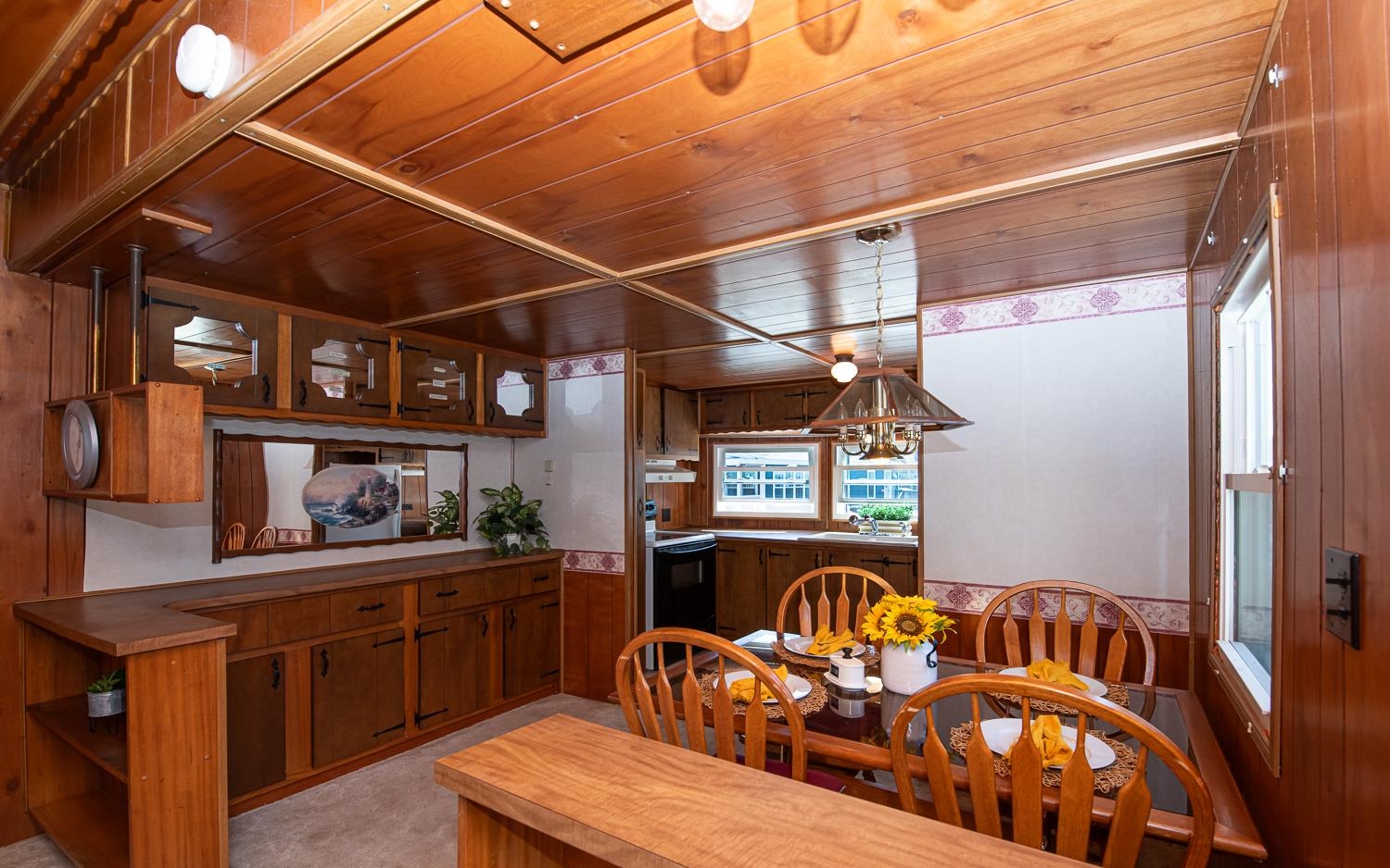 Exeter, New Hampshire 03833, United States, 2 Bedrooms Bedrooms, ,1 BathroomBathrooms,Residential,Active,166914