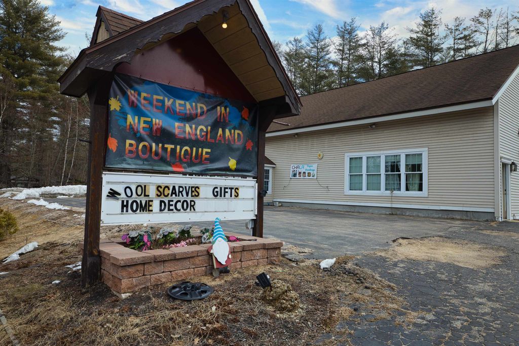 Photo of 1808 Chocorua Mountain Highway, Tamworth, NH 03817 (MLS # 5081763)