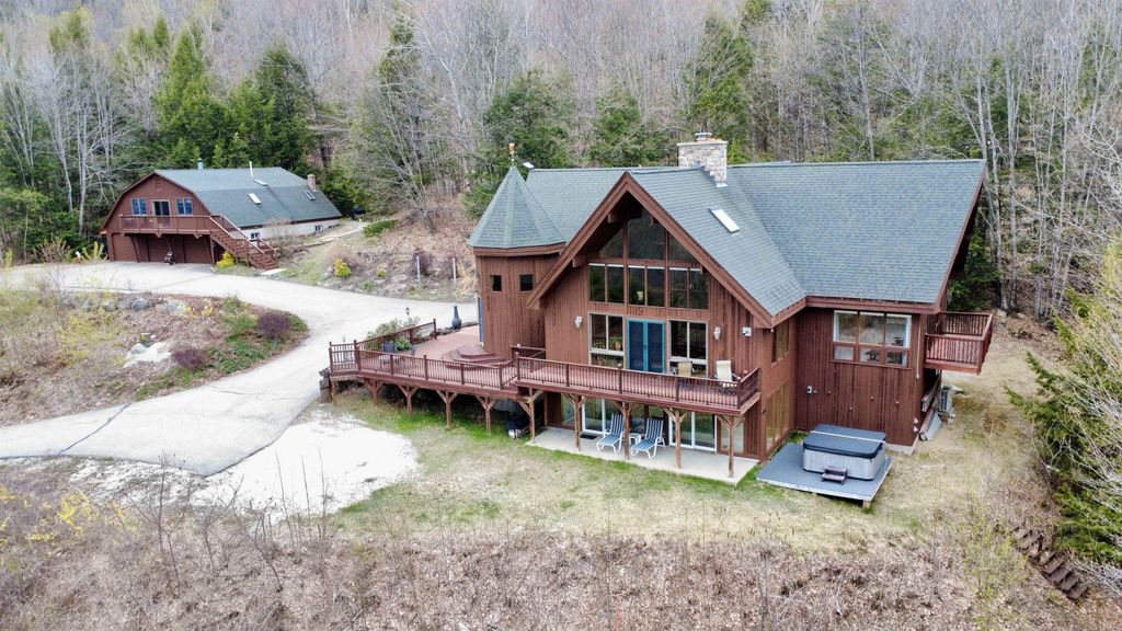 Photo of 20 Crest Lane, Madison, NH 03849 (MLS # 5086648)