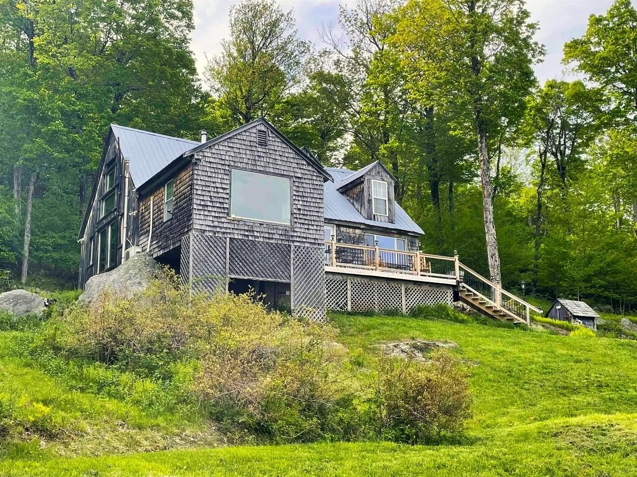 104 Johnny Cake Hill Lane