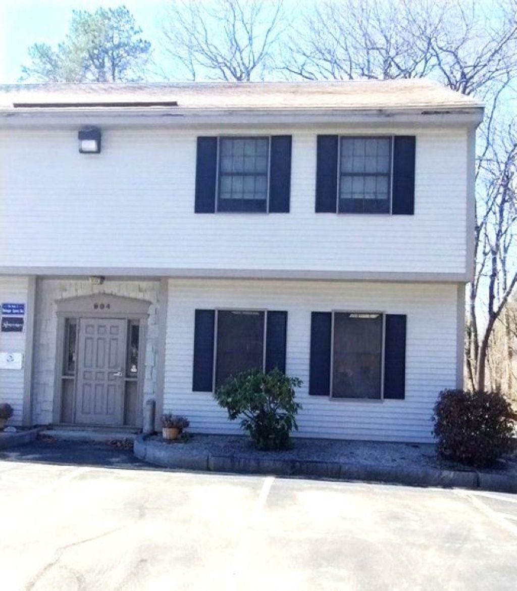 Photo of 904 Hanover Street #4, Manchester, NH 03110 (MLS # 5036552)
