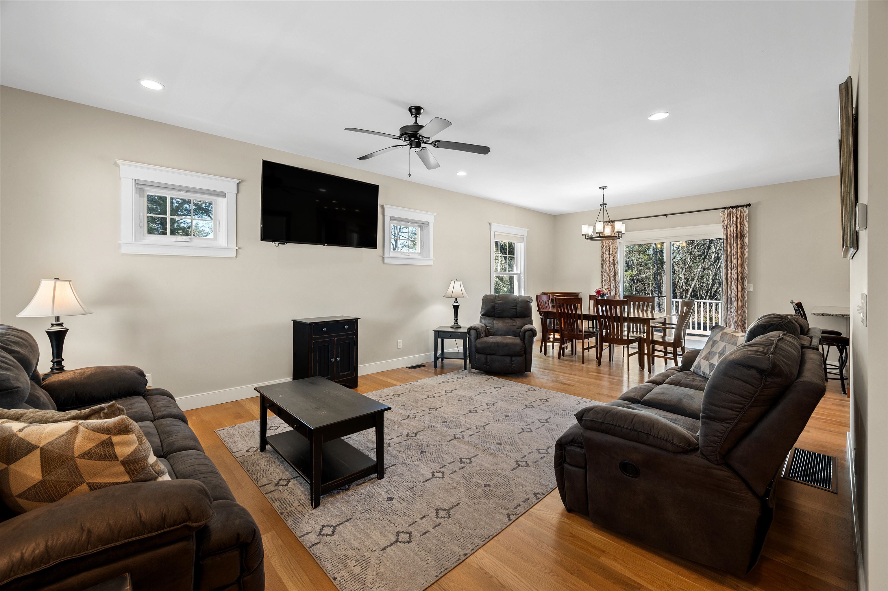 366 Ash Swamp Road