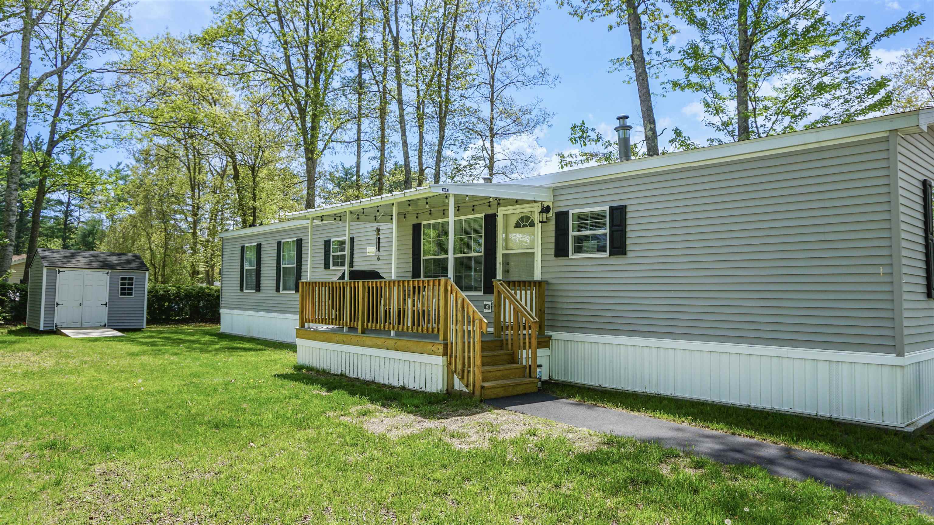 88 Colonial Village