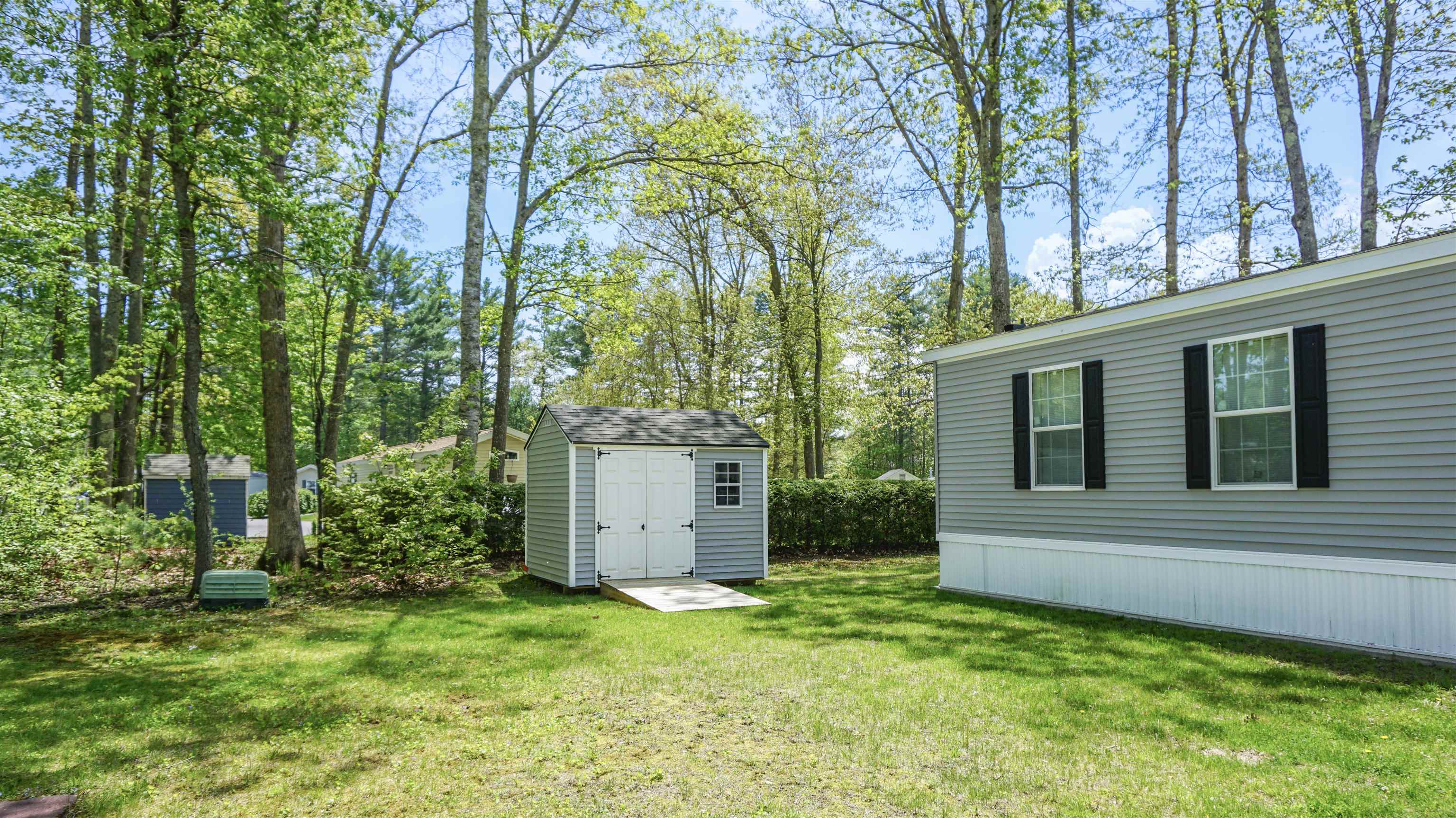 88 Colonial Village