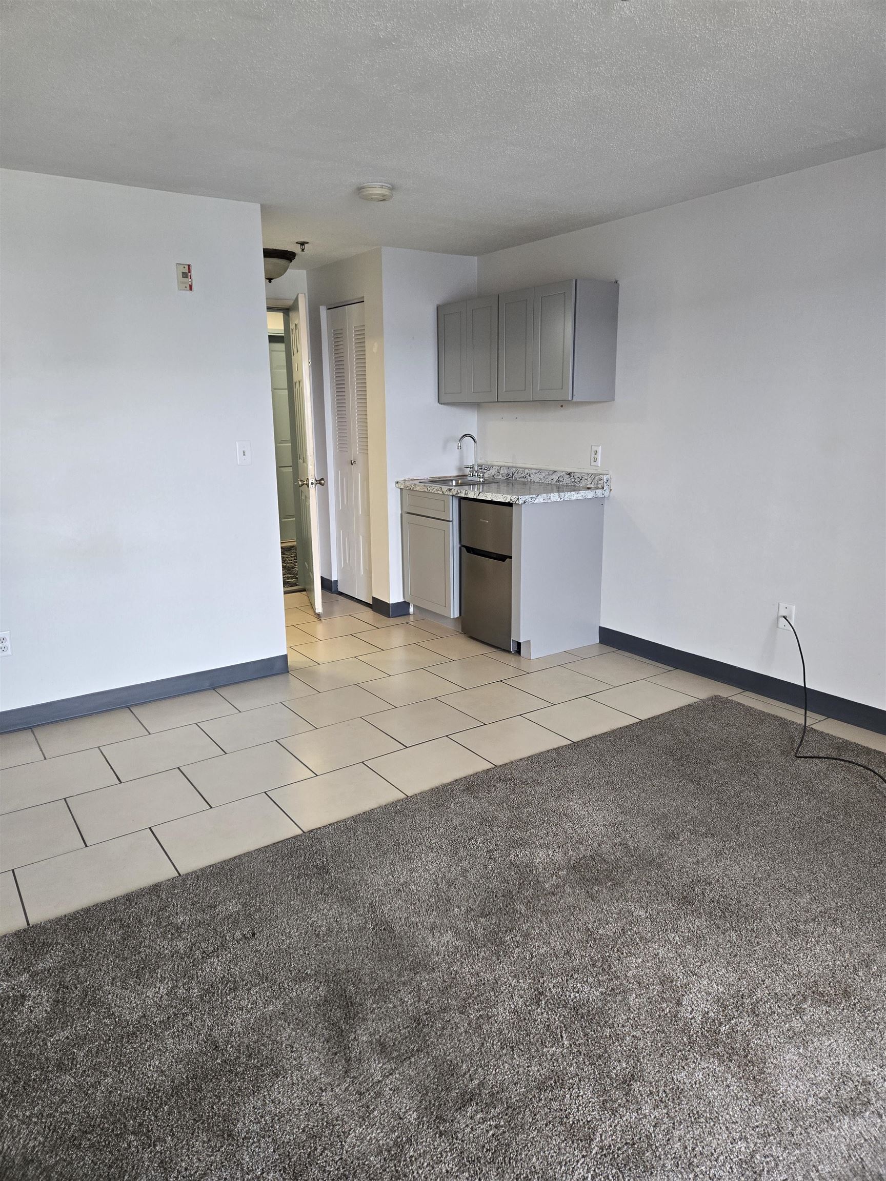 550 Winnacunnett Road 206