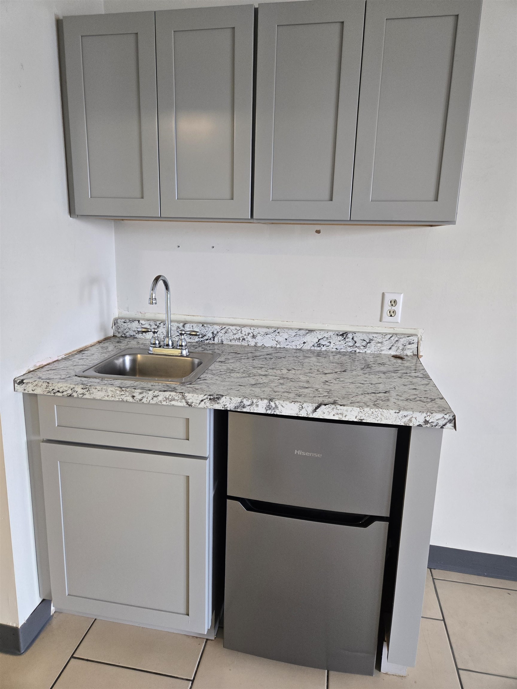 550 Winnacunnett Road 206