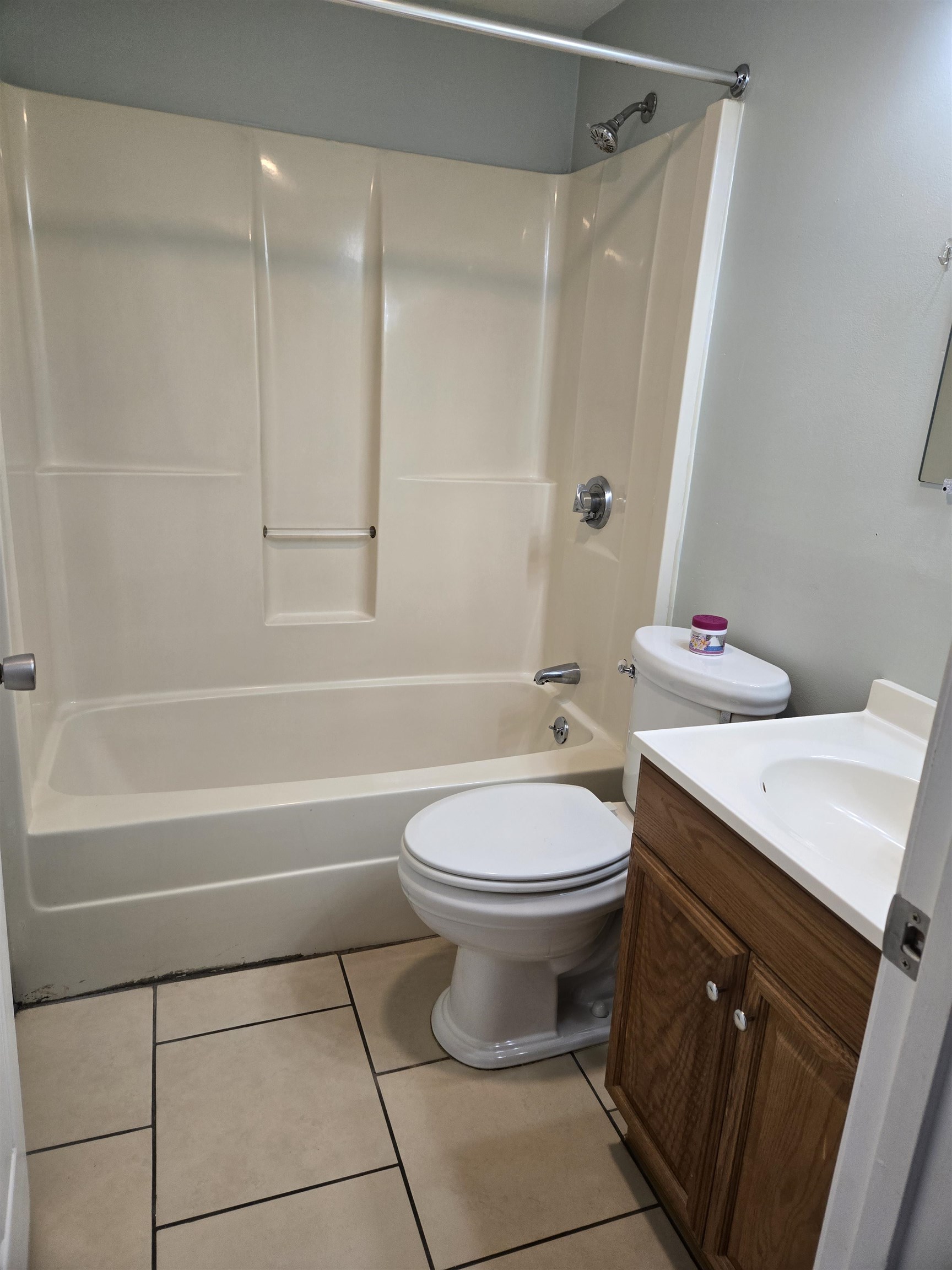 550 Winnacunnett Road 206