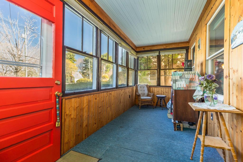 Photo of 536 Middle Road, Portsmouth, NH 03801 (MLS # 5085874)