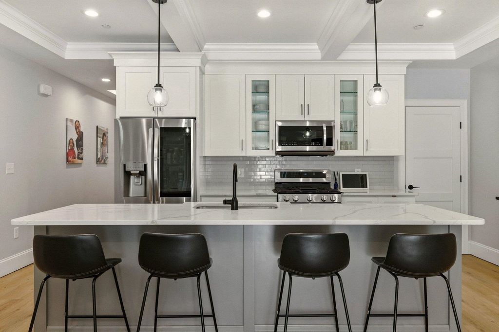 Photo of 114 Saratoga Way #2, Portsmouth, NH 03801 (MLS # 5076401)