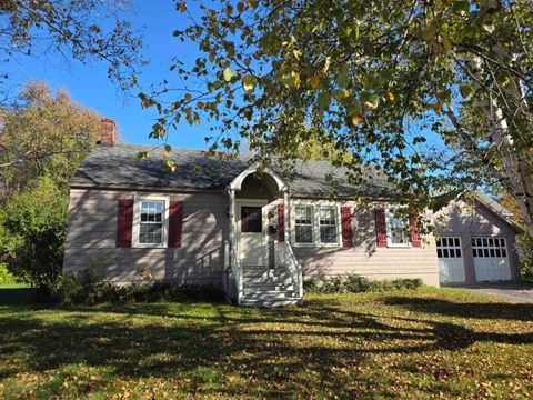 79 Southard Street St. Johnsbury VT 05819