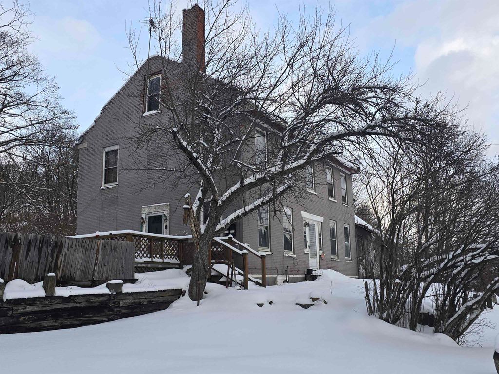 Photo of 130 Sunapee Street, Newport, NH 03773 (MLS # 5076071)