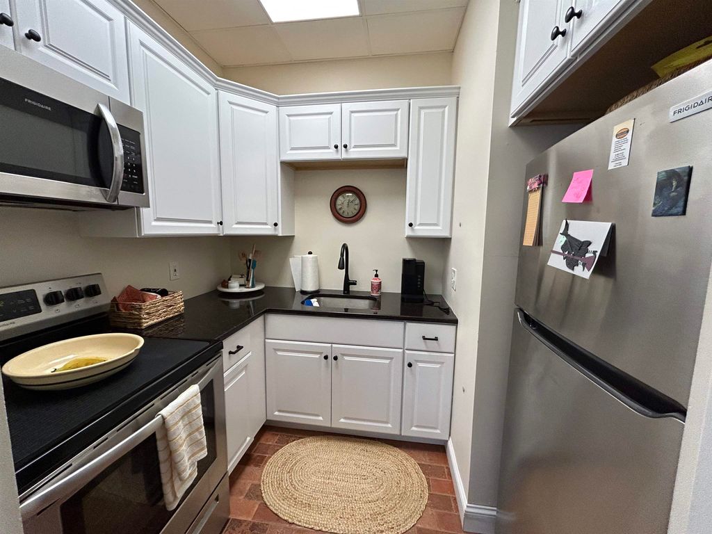 Photo of 163 Water Street #B-2, Exeter, NH 03833 (MLS # 5082495)